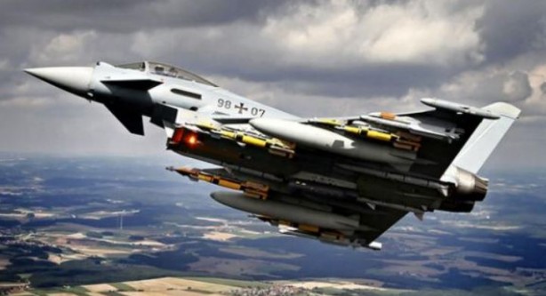 Foto - Su-57 mi, F-35 mi yoksa Eurofighter Typhoon mu? Hangi savaş uçağı daha iyi