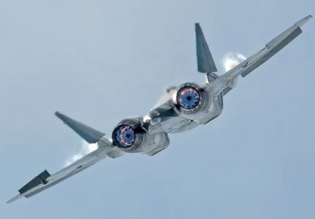 Foto - Su-57 mi, F-35 mi yoksa Eurofighter Typhoon mu? Hangi savaş uçağı daha iyi