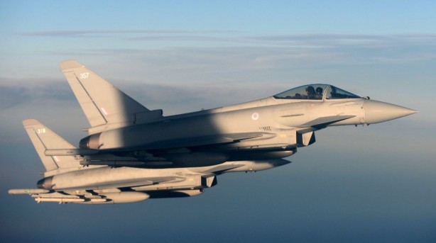 Foto - Su-57 mi, F-35 mi yoksa Eurofighter Typhoon mu? Hangi savaş uçağı daha iyi