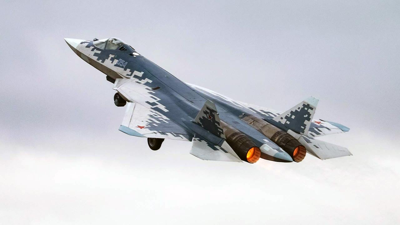 Su-57 savaş uçağı programı fiyasko mu? Tek bir tane bile teslim edemediler