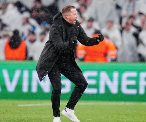 Foto - Şu adamı da konuşturdunuz ya helal olsun size ne diyelim! Bizleri alacaklardı ama.. Kahraman ilan etti kendini...