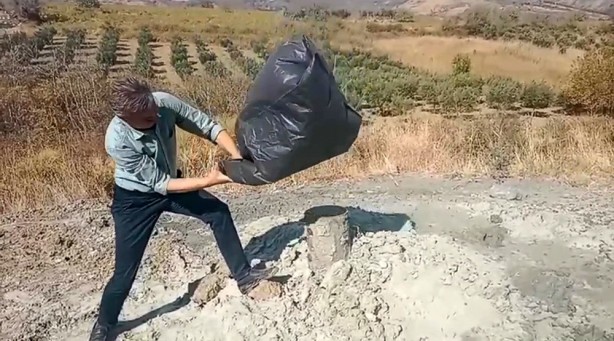 Foto - Su ararken tesadüfen gaz buldular! Mahalleli hem tedirgin hem de heyecanlı