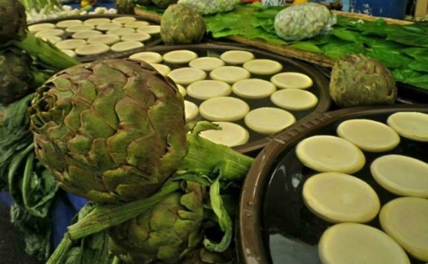  Su içinde satılan enginar almayın!