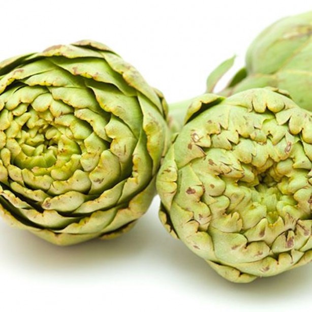 Foto - Su içinde satılan enginar almayın!