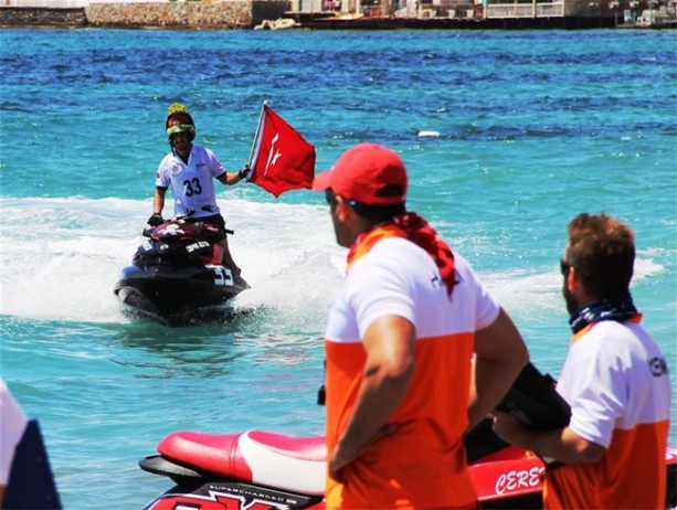 Foto - Su jeti yarışı nefes kesti