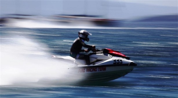 Foto - Su jeti yarışı nefes kesti