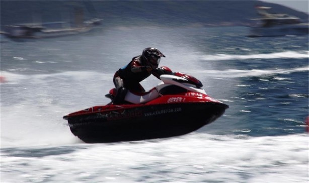 Foto - Su jeti yarışı nefes kesti