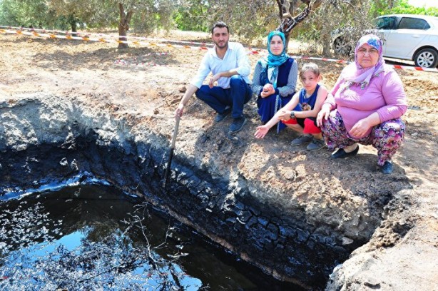 Foto - Su kuyusundan petrol çıktı! Köylüler sevinçten havaya uçtu