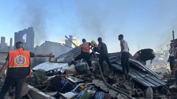 Foto - Şu rezalete bakın! Bunlar insan falan değil 