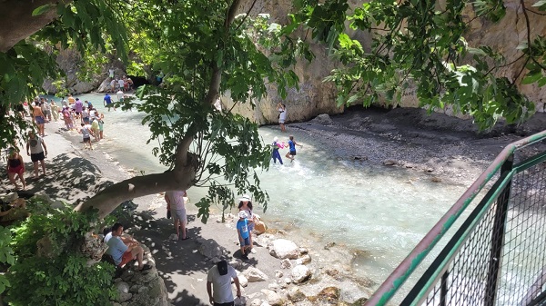 Foto - Su sıcaklığı 5 derece! İşte Türkiye'nin saklı cenneti