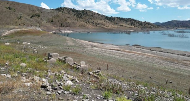Foto - Su tamamen çekildi! 16 yıl sonra öyle bir şey ortaya çıktı ki...