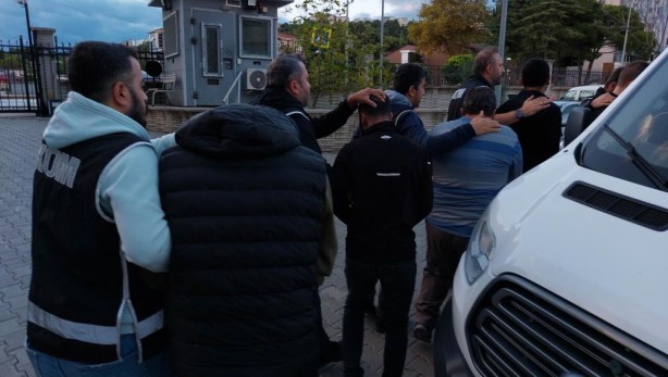 Foto - Suç örgütüne operasyon! Çok sayıda gözaltı var
