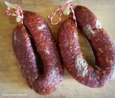 Foto - Sucuk alanlar dikkat! Resmen ot yiyormuşuz