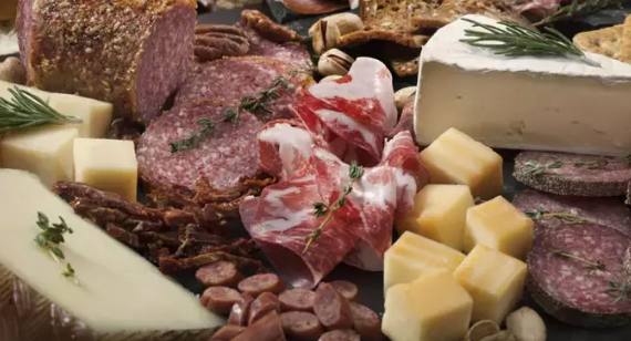 Foto - Sucuk, kaymak, baklava, helva, pestil gibi gıdalar için yönetmelik resmen açıklandı! Bakın ne bilgi verildi!