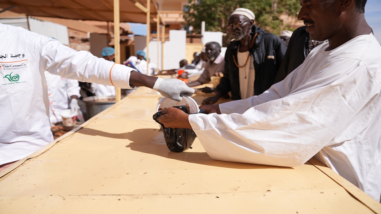 Sudan'da çatışmaların ortasında insanlık dersi: Kendi hayrınla başkasını doyur