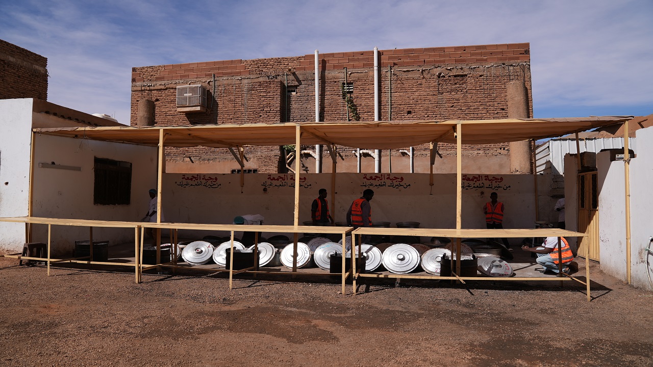 Foto - Sudan'da çatışmaların ortasında insanlık dersi: Kendi hayrınla başkasını doyur