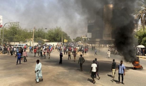 Foto - Sudan'da darbe karşıtı protestolarda ölü sayısı 80’e yükseldi!