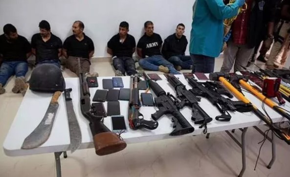 Foto - Suikastle dünya sarsılmıştı! Zanlılar sokaklarda böyle gezdirildi