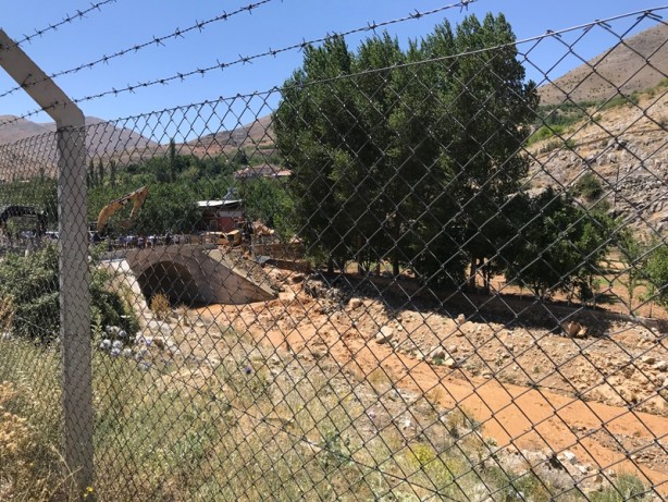 Foto - Sulama kanalı blokları 2 kişinin üzerine devrildi! Ekipler anında müdahale etti