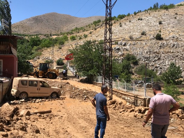 Foto - Sulama kanalı blokları 2 kişinin üzerine devrildi! Ekipler anında müdahale etti