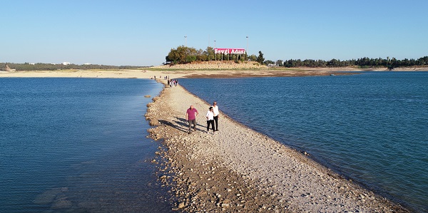 Foto - Sular 500 metre çekildi! O adaya girişler yasaklandı