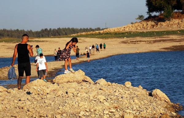 Foto - Sular 500 metre çekildi! O adaya girişler yasaklandı