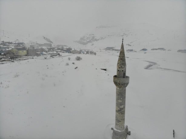 Foto - Sular altında kalan cami havadan böyle görüntülendi