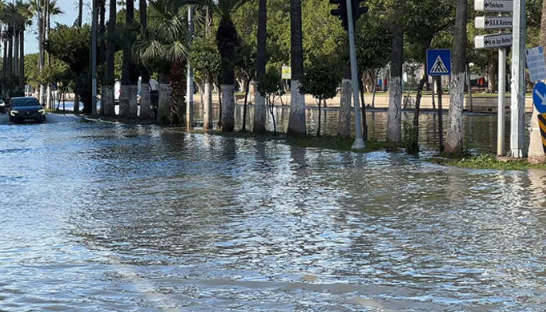 Foto - Sular altında kalan İskenderun ile ilgili profesör şok detayı duyurdu: Su yükselmedi! Maalesef bundan sonra...