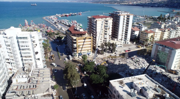 Foto - Sular altında kalan İskenderun ile ilgili profesör şok detayı duyurdu: Su yükselmedi! Maalesef bundan sonra...