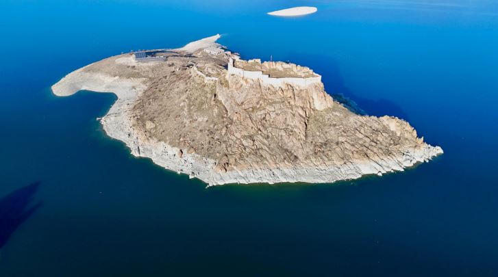 Sular çekildi ‘Nizamiye’ ortaya çıktı! Görüntüler Türkiye’de çekildi 