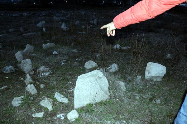 Sular çekilince mezarlar ortaya çıktı