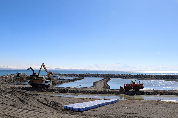 Foto - Sular her geçen gün daha çok azalıyor! Van Gölü'yle ilgili tehlikeli senaryo