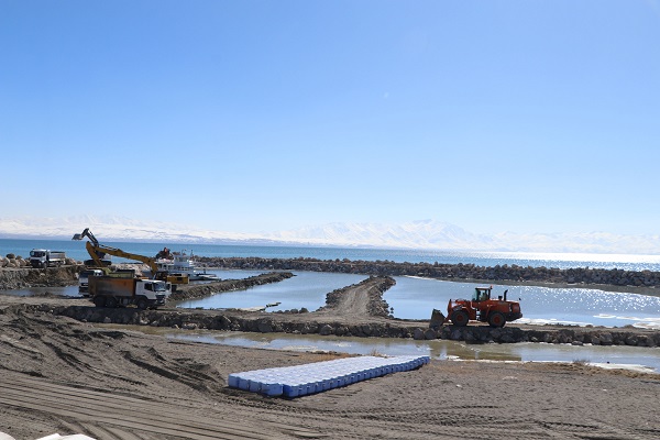 Foto - Sular her geçen gün daha çok azalıyor! Van Gölü'yle ilgili tehlikeli senaryo