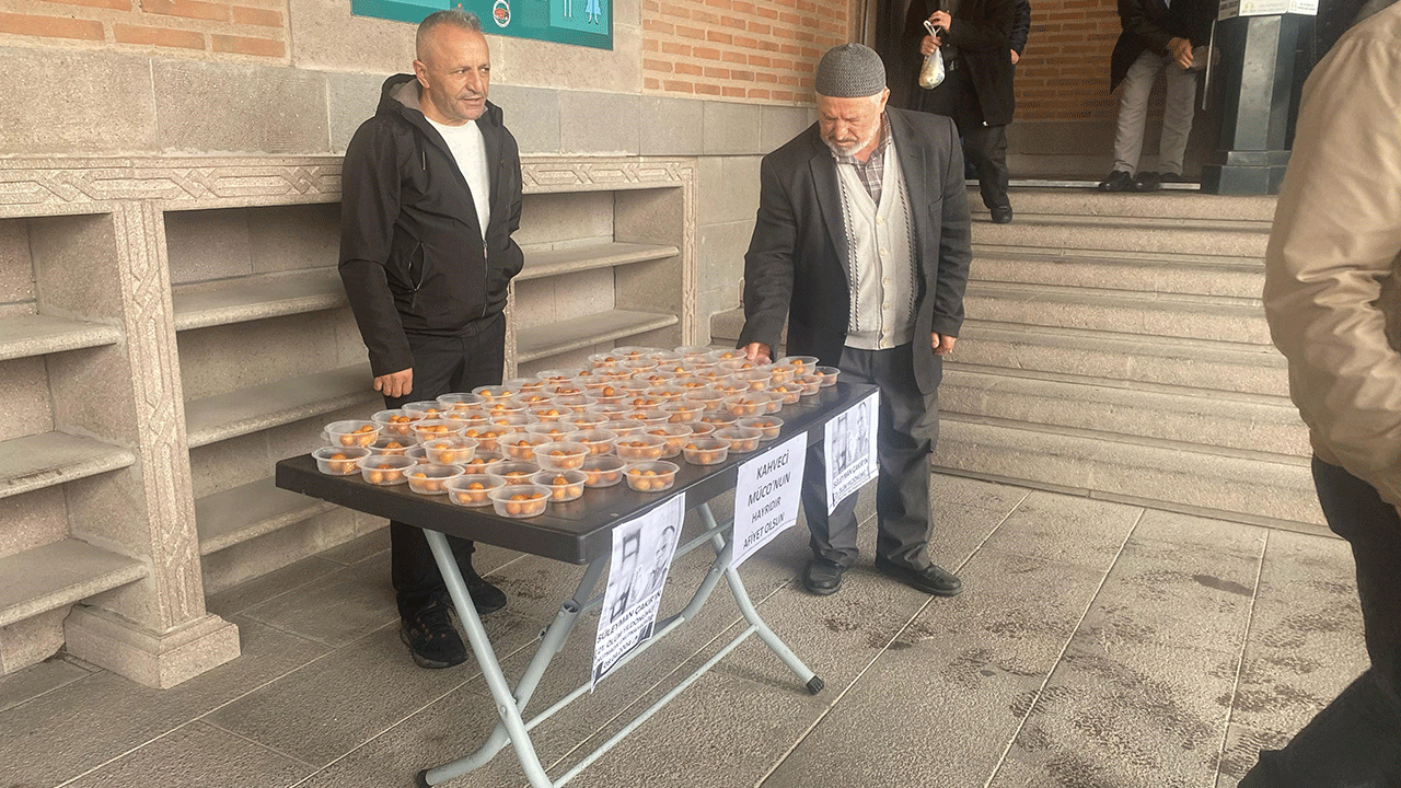 Süleyman Çakır'ın seneyi devriyesinde lokma dağıttı