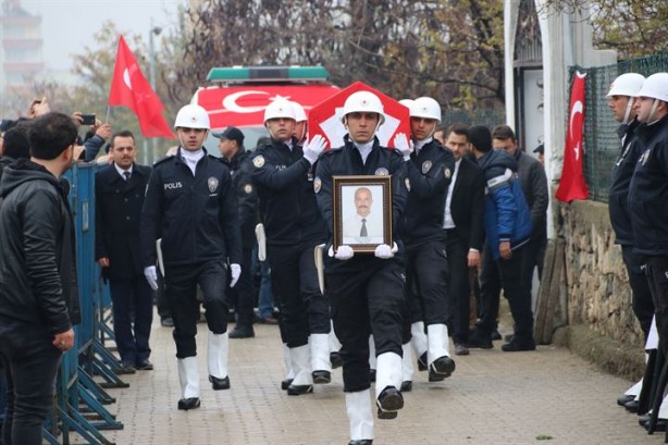 Foto - Süleyman Soylu şehit çocuğunun göz yaşını sildi