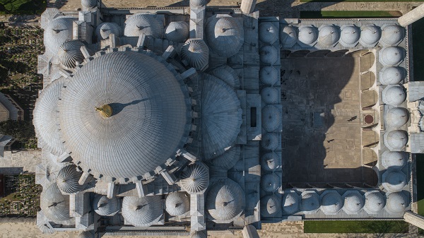 Foto - Süleymaniye Camisi yüzyıllara meydan okuyor