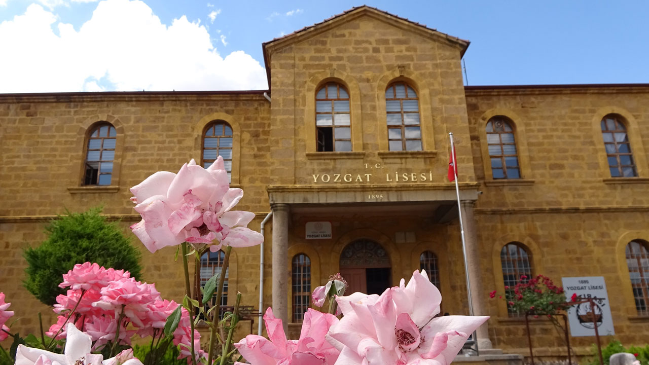 Sultan Abdülhamid’in mirası! 1895’ten bu yana eğitimin kalesi