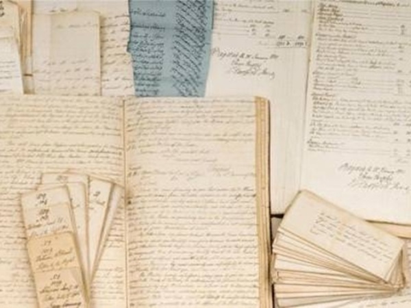 Foto - Sultan IV. Murad'a hediye edilen yay