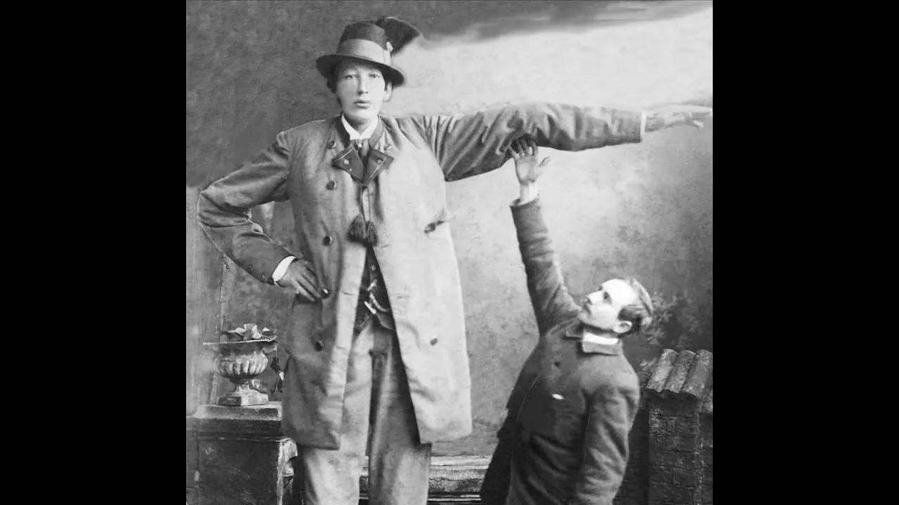 Foto - Sultan Köse bile cüce gibi kaldı! İşte tarihin en uzun boylu insanları