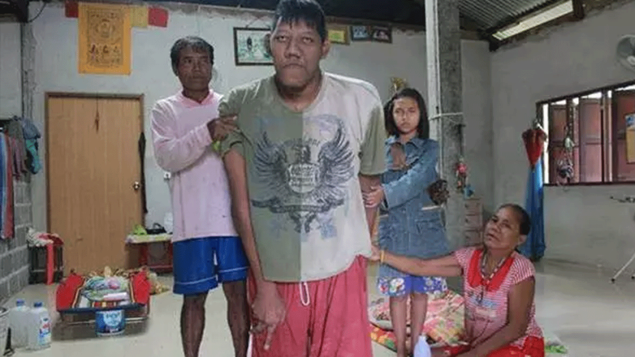 Foto - Sultan Köse bile cüce gibi kaldı! İşte tarihin en uzun boylu insanları