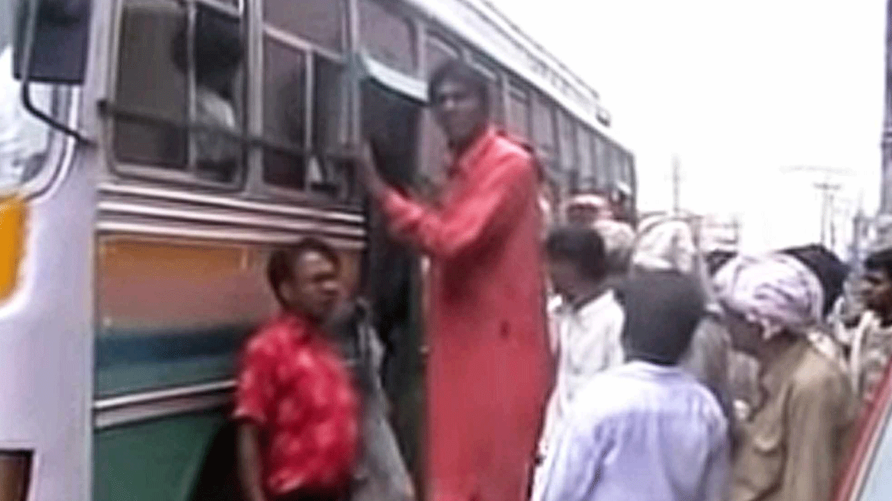 Foto - Sultan Köse bile cüce gibi kaldı! İşte tarihin en uzun boylu insanları