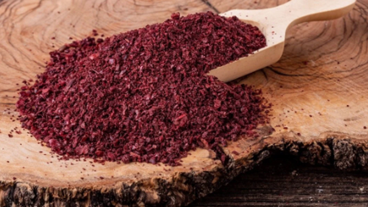 Sumak: İlaç kullanmaya son! Şifa olan besin