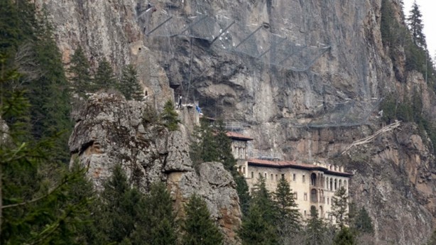 Foto - Sümela Manastırı'nda 360 tonluk tehlike