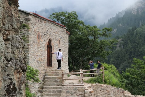Foto - Sümela'nın "Aya Varvara"sına yoğun ilgi