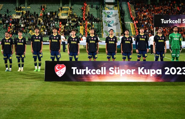 Foto - Süper Kupa'da maçtan çekilen Fenerbahçe'nin cezası açıklandı! Ağır fatura...