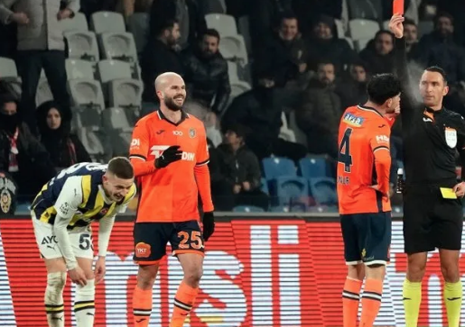 Foto - Süper Lig devi: Herkesin izlediği o pozisyonla ilgili şok gelişme! Erman Toroğlu son noktayı koydu! Yer yerinden oynayacak...