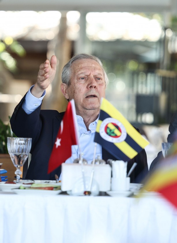 Foto - Süper Lig devinden çok konuşulacak Mourinho kararı! Aziz Yıldırım resmen açıkladı…