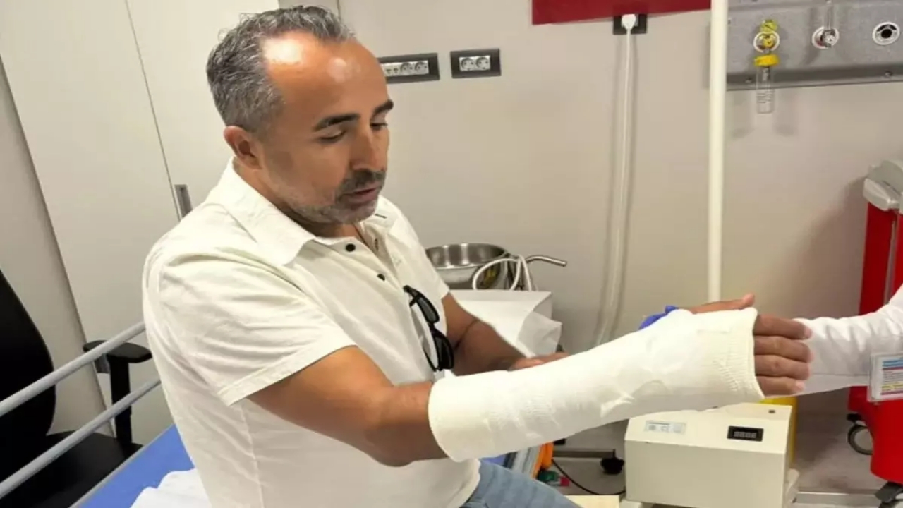 Süper Lig devinin yıldızı, gazetecinin kolunu kırdı! Sebebi şaşkına çevirdi