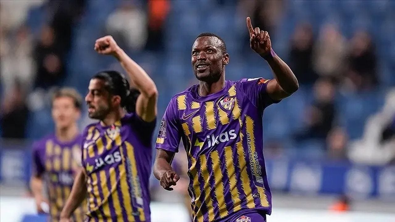 Foto - Süper Lig ekibine büyük şok! 3 dönem transfer yasağı geldi