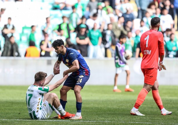 Foto - Süper Lig şampiyonluğu yaşayan takım TFF 3. Lig'e düştü! Bursa halkı şoku yaşadı...